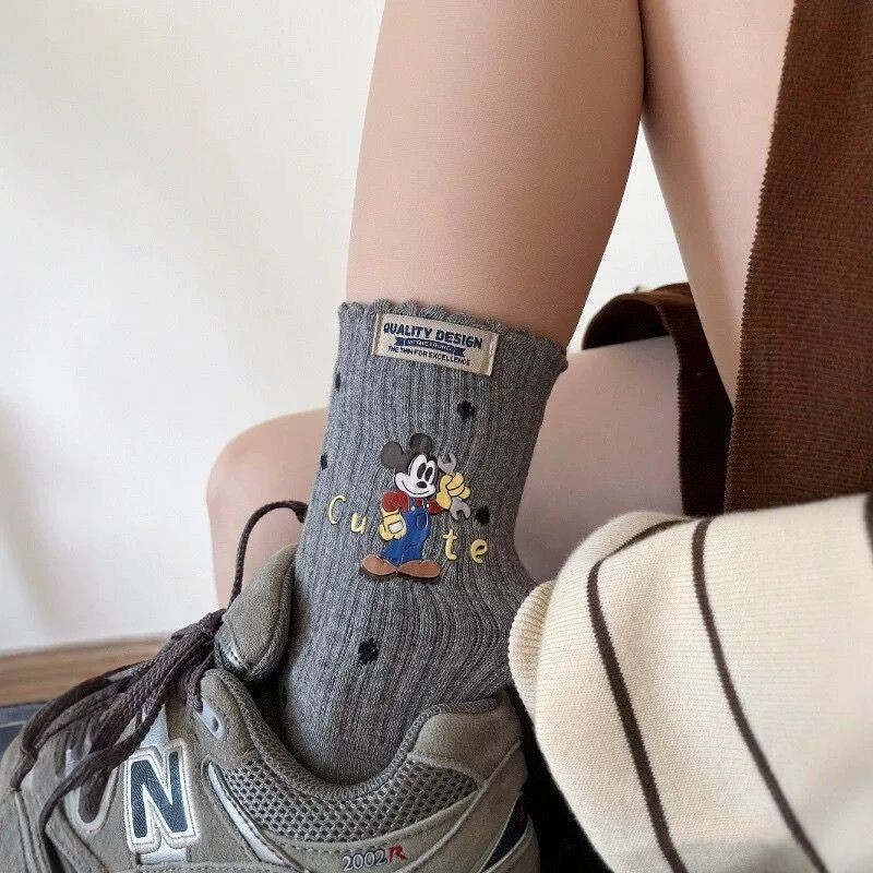 【PING'S🌞】春秋 設計師 款 可愛 百搭 米奇 波點 布標 襪 四色 可選 中筒 襪子 無骨 堆堆襪