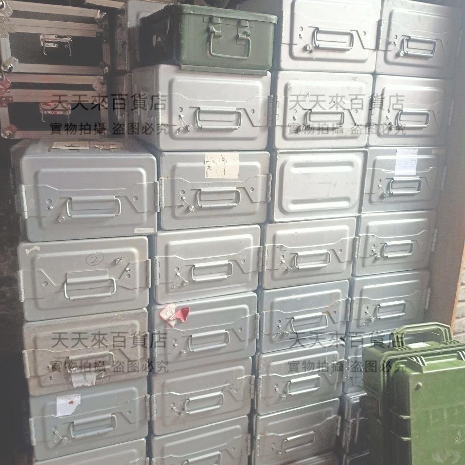 退役海30鐵箱通用箱子箱子雪花鋼箱子摩托車邊箱二手挑新發改裝