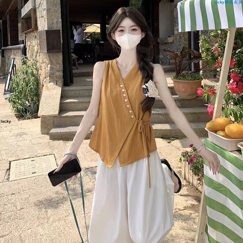 🌟新店優惠🌟無袖上衣女夏日2025新款多巴胺穿搭獨特漂亮法式小資V領襯衫