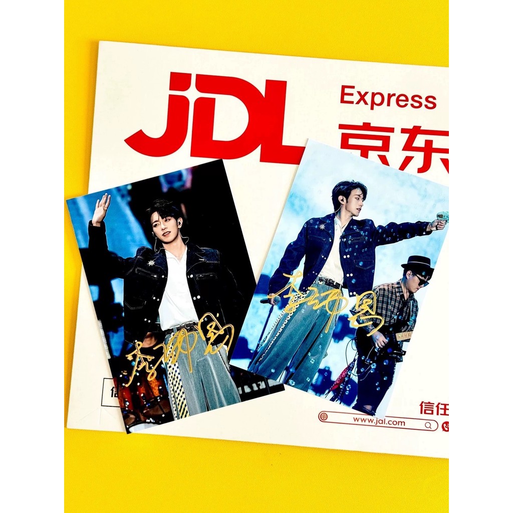 【接李沛恩to簽預定】李沛恩簽名照，李沛楠周邊小卡，不是印刷，簽字的字跡可以擦掉，絕對親簽，只賣真簽， 只親簽紀念收藏