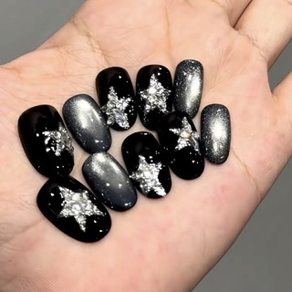 🎀台灣出貨🎀秋冬顯白甜酷風辣妹Y2K黑色貓眼碎鑽星星個性ins純手工美甲穿戴甲