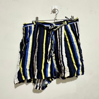 new look 時尚夏日條紋雪紡短褲 short pants 6號 二手 渡假風