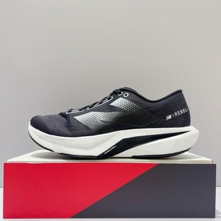 New Balance FuelCell Rebel v4 男生 黑色 2E楦 緩震 透氣 運動 慢跑鞋 MFCXCS4