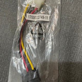 SATA電源線1對2 1分2 SATA線 電源線 4P轉SATA PW-42