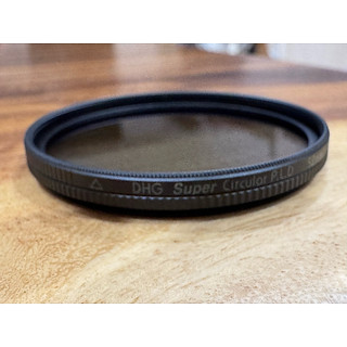 Marumi DHG Super Circular P.L.D（CPL）環形偏光鏡，這是一款日本製造的鏡頭濾鏡。