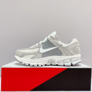 NIKE W ZOOM VOMERO 5 女生 白淺灰 緩震 透氣 復古 運動 休閒鞋 HQ0458-001