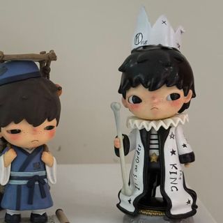 💛台灣爆品💛潮玩小野Hirono系列異色國王小王子蛇收藏送禮國版手辦盲盒