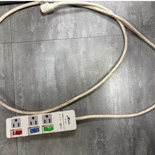 出清❗️2手延長線❗️ 明家牌 Mayka明家 SP-3441 3開關3插座 防突波電腦延長線 15A