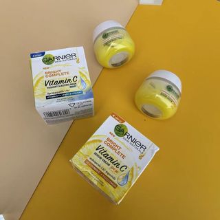 泰國Garnier卡尼爾檸檬晶亮夜間補水日霜 面霜 夜霜