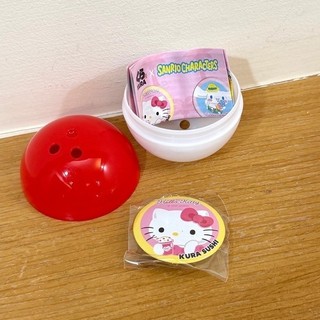 ［全新］藏壽司HEllo Kitty 徽章 聯名扭蛋