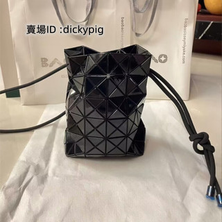 免運 多色可選三宅一生 Issy Miyak BAOBAO 小福袋 抽繩 水桶包 肩背包 斜挎包 米色銀色 免運