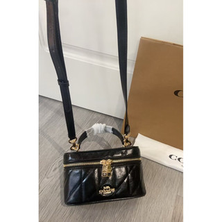 Kiok✨美國代購✨COACH 新款特賣化妝包 CEO22 盒子包 單肩包 斜挎包