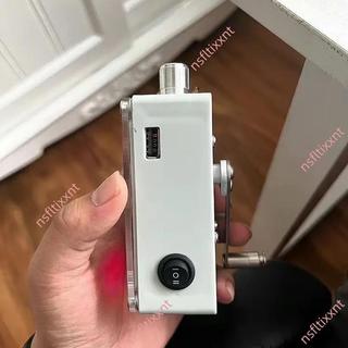 熱賣#便攜式手搖發電機 應急手機充電器 手電筒點燈點火 防災戰備釣魚 手搖發電機戶外 手搖發電機 應急充電器手電筒