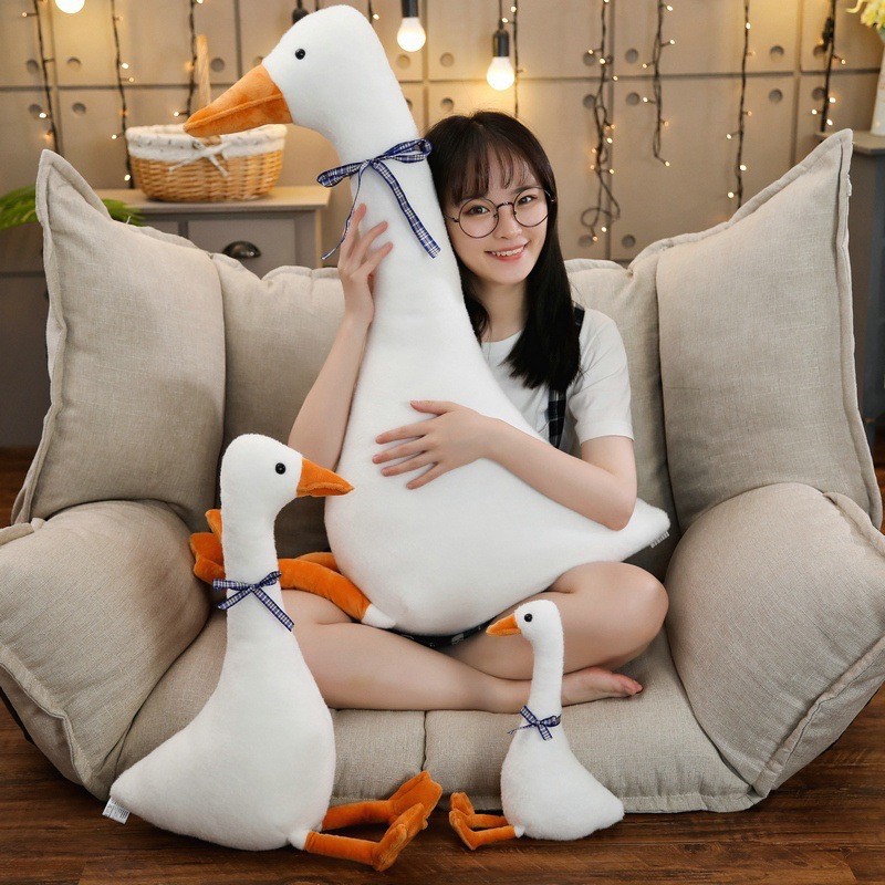 鵝 大白鵝 抱枕 長抱枕 長條抱枕 鵝 鴨 鴨子 動物 抱枕 生日禮物 女孩禮物 靠腰 擺件