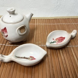 全新久放陶瓷造型蓮花泡茶壺茶杯組 限量