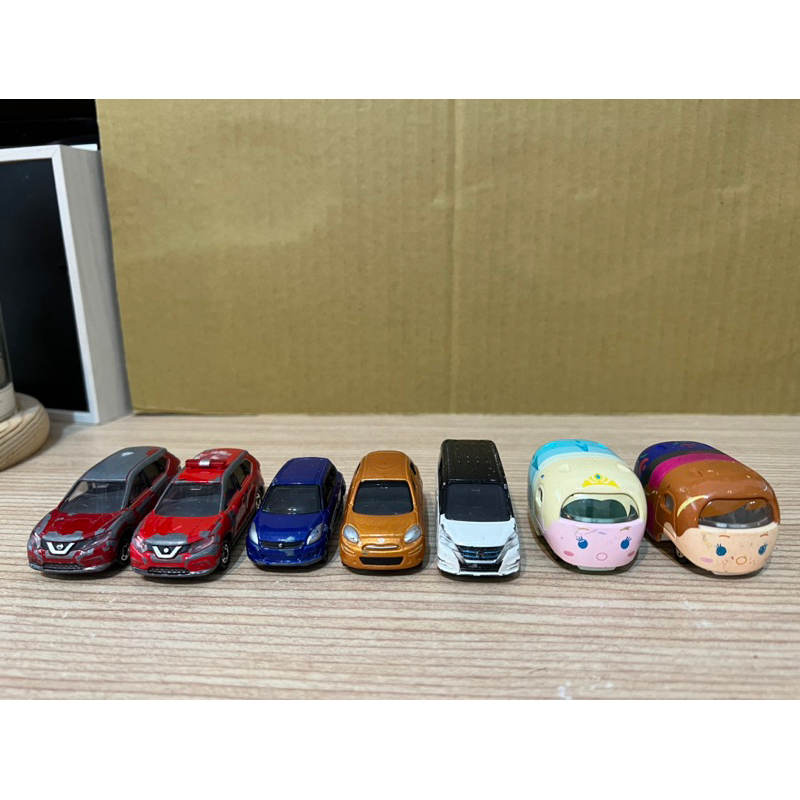 《二手玩具出清》14台小車車出清 內含多款日本多美 TOMICA小車車7台還有一般小車車7台 一次購買
