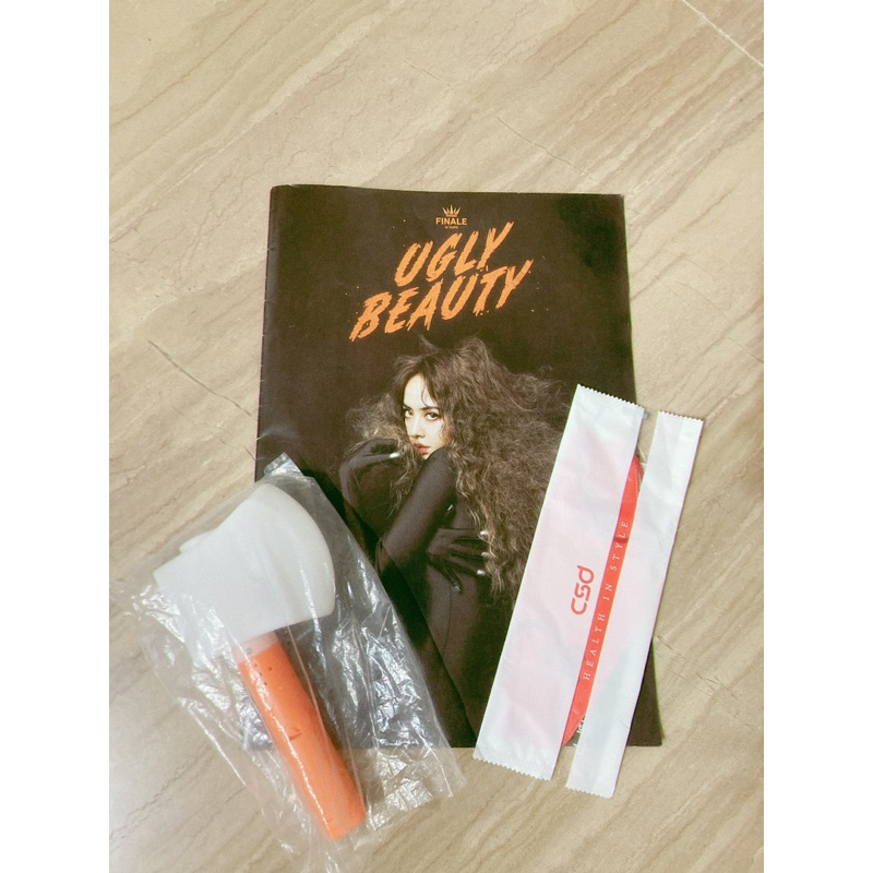 Jolin蔡依林 2023 UGLY BEAUTY 橘色斧頭手燈+場刊+口罩