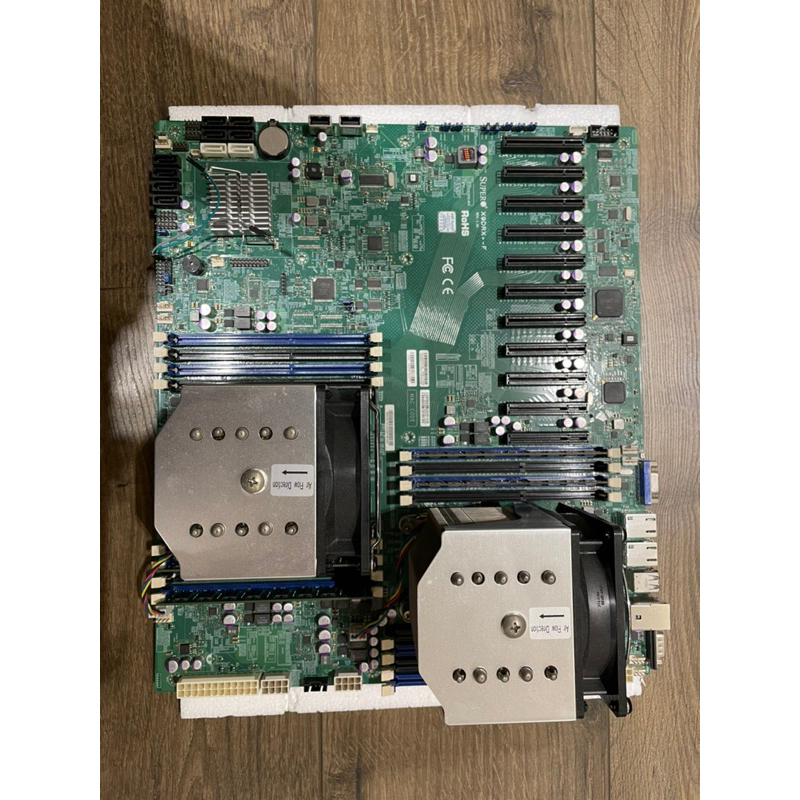 Supermicro X9DRX+-F 美超微 伺服器主機板 送兩個E5-2620+塔散 4條2gddr3記憶體