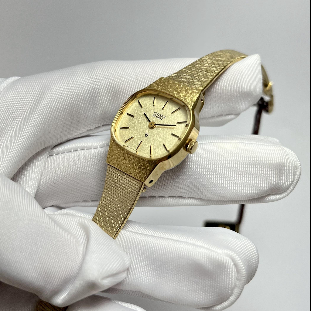 全新 絕美 CITIZEN 星辰 早期老錶 圓矩型 古董錶 女錶 手錶 石英錶 金色 復古 Vintage 古著