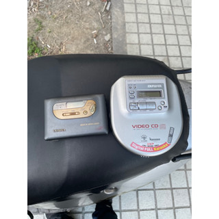 Aiwa錄音帶及CD播放器不知道好壞當零件賣兩臺一起賣1388