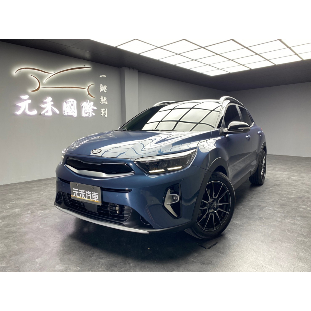 正2021年出廠 Kia Stonic 1.0T智慧油電驚豔版 油電 灰黑色 實跑2萬公里保證！