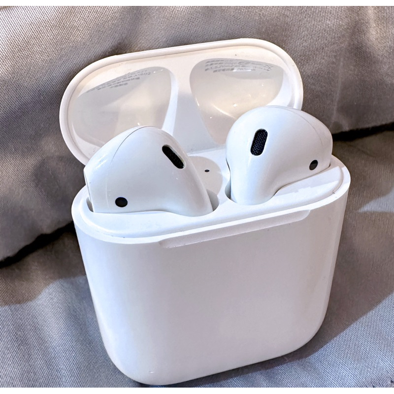 原廠 二手 AirPods2 2代 充電倉充電殼 電池盒 已消毒清潔