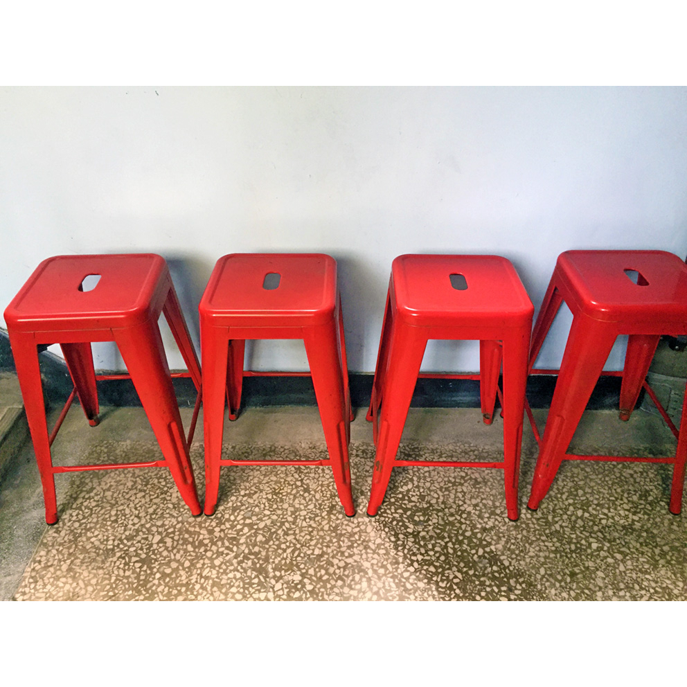 (中古)美式紅色工業風鐵椅/高腳椅/吧檯椅/櫥窗裝飾/攝影道具-頹廢仿舊Loft Style