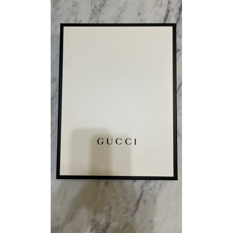 Gucci 紙盒 新（31*41*5cm)