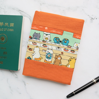 【貓咪迴轉壽司-橘】 護照套 護照夾 護照套 護照包 純手作 可自己挑選布料訂製