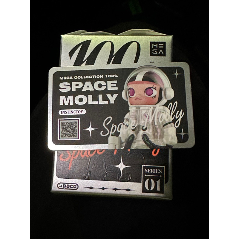 MEGA珍藏 系列 100% SPACE MOLLY 泡泡瑪特 POPMART 盲盒 太空 宇航 地球女兒 大久保 茉莉