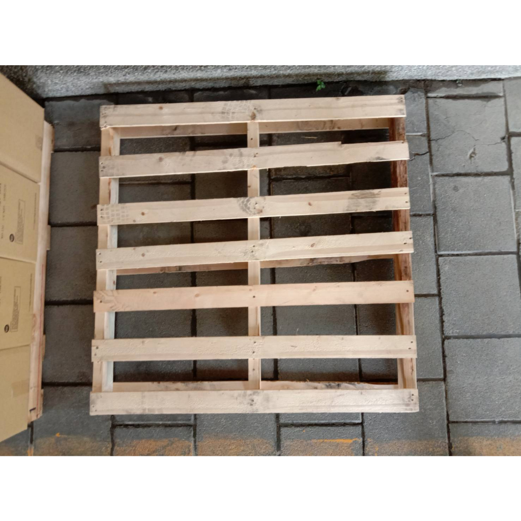 木製棧板 棧板 木材棧板 堆疊棧板 二手棧板 中古棧板 約110x110x11堆高 卸貨 物流 棧板 回頭車 防潮 隔離