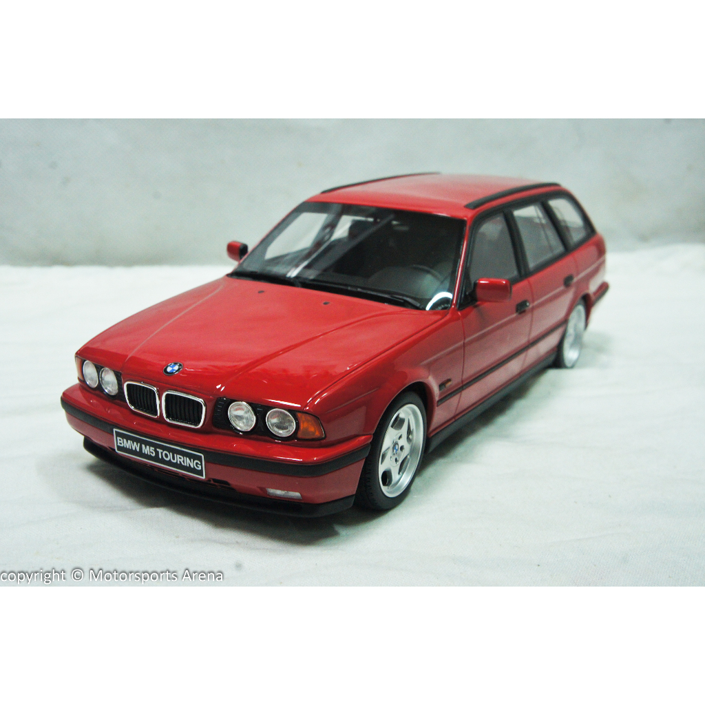 【現貨特價】限量樹脂 1:18 Otto Mobile BMW M5 E34 Touring 1994 藍色/紅色