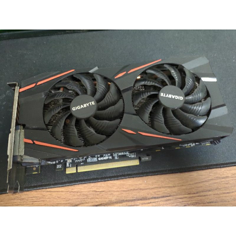 Gigabyte 技嘉 RX570 8G 故障顯示卡