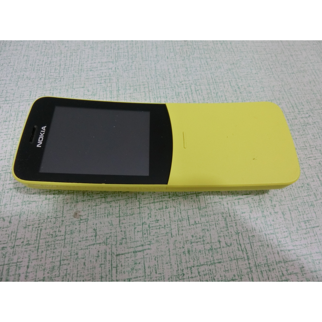 台灣版 NOKIA 8110 4G 香蕉手機 香蕉機 功能正常良好