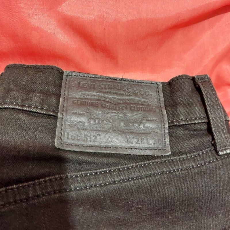 Levi's 512 黑褲 W28L30 99%棉1%彈性纖維