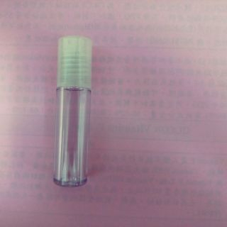 【免運🚚空瓶】台灣製造，透明色壓克力滾珠瓶5ml，壓克力，滾珠瓶，旅行，試用瓶，瓶罐，瓶瓶罐罐，分裝瓶，外出