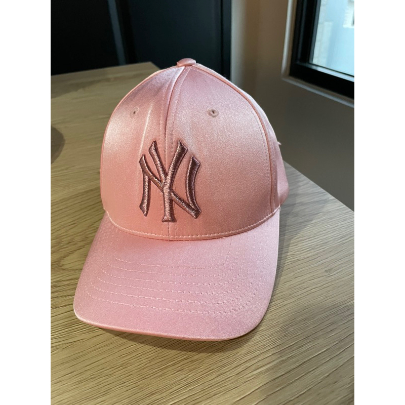 韓國MLB  NY後蝴蝶結造型棒球帽（粉）