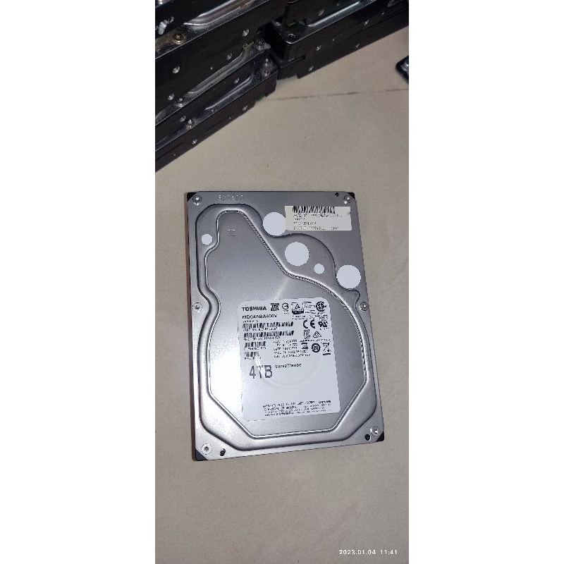 Toshiba 4t 4tb 硬碟3.5吋 二手良品