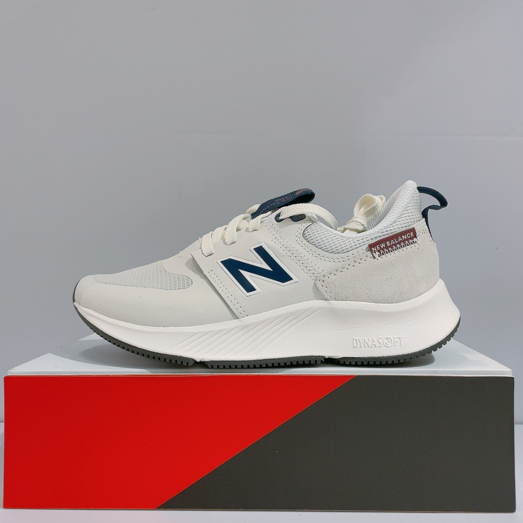 New Balance 900 男女款 白色 舒適 2E寬楦 透氣 緩震 運動 慢跑鞋 UA900CR1