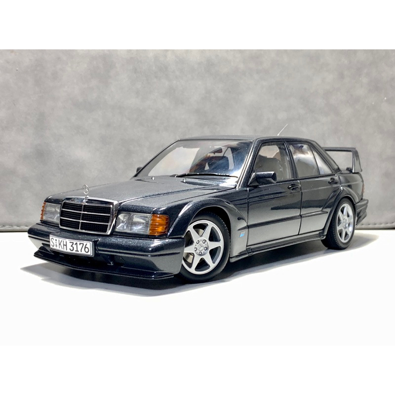 1/18 AUTOart MERCEDES-BENZ 190E 2.5-16 EVO2