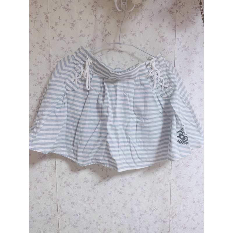 kilara girl kitty 藍白條紋 短裙