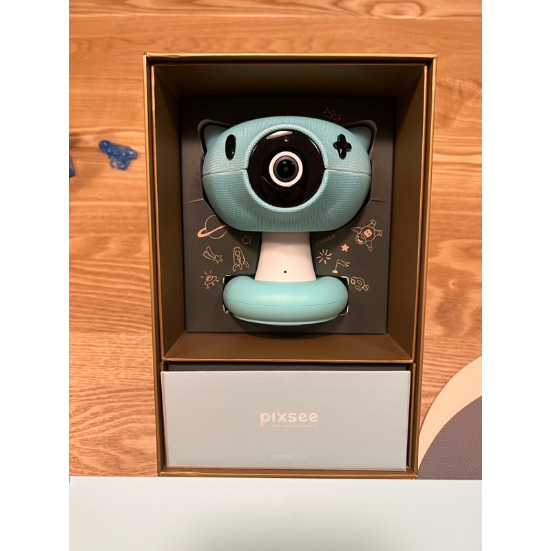 ［二手］Pixsee-智慧寶寶攝影機+五合一成長支架組 極新