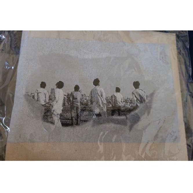 V6 CD購買特典 The ones 2個一組