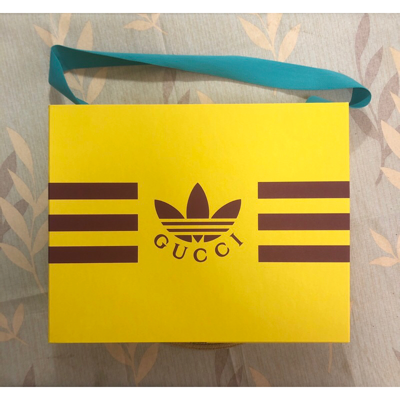 Gucci X Adidas 聯名盒子