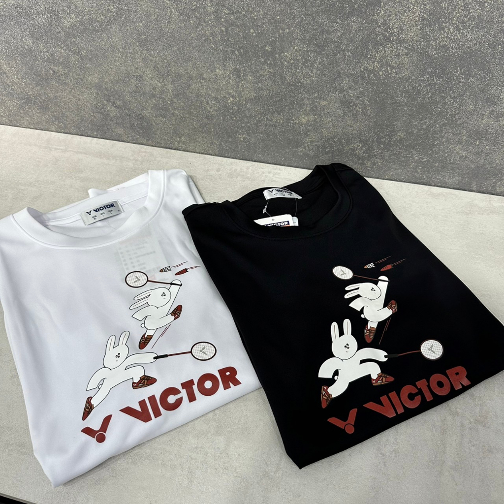 【力揚體育 羽球店】 VICTOR 勝利 兔子打羽球 T-Shirt 中性款 T-2301 A/C 羽球衣