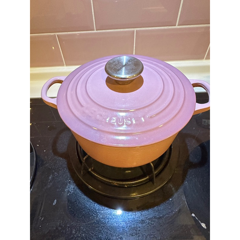 LE CREUSET 18公分鑄鐵圓鍋