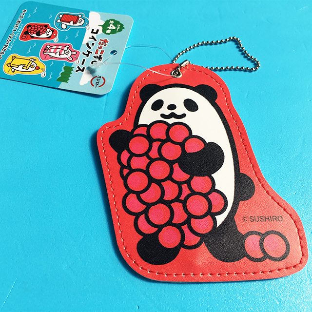 日本帶回  鮭魚卵熊貓 壽司郎 SUSHIRO 吉祥物 熊貓 握壽司 拉鍊零錢包 背包掛飾 包包吊飾 吊飾 嬉品