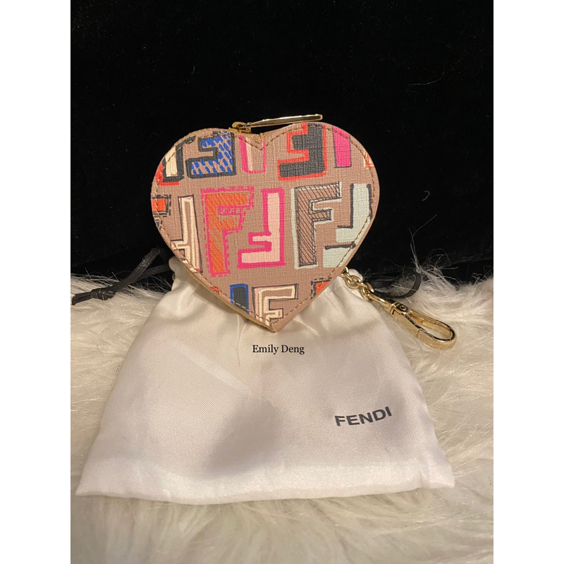 Fendi 愛心零錢包