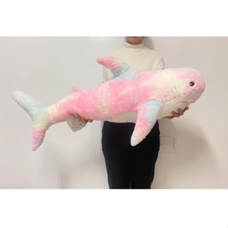 粉色鯊魚娃娃 彩虹鯊魚玩偶 彩色大隻鯊魚 鯊魚娃娃 鯊魚抱枕 生日禮物