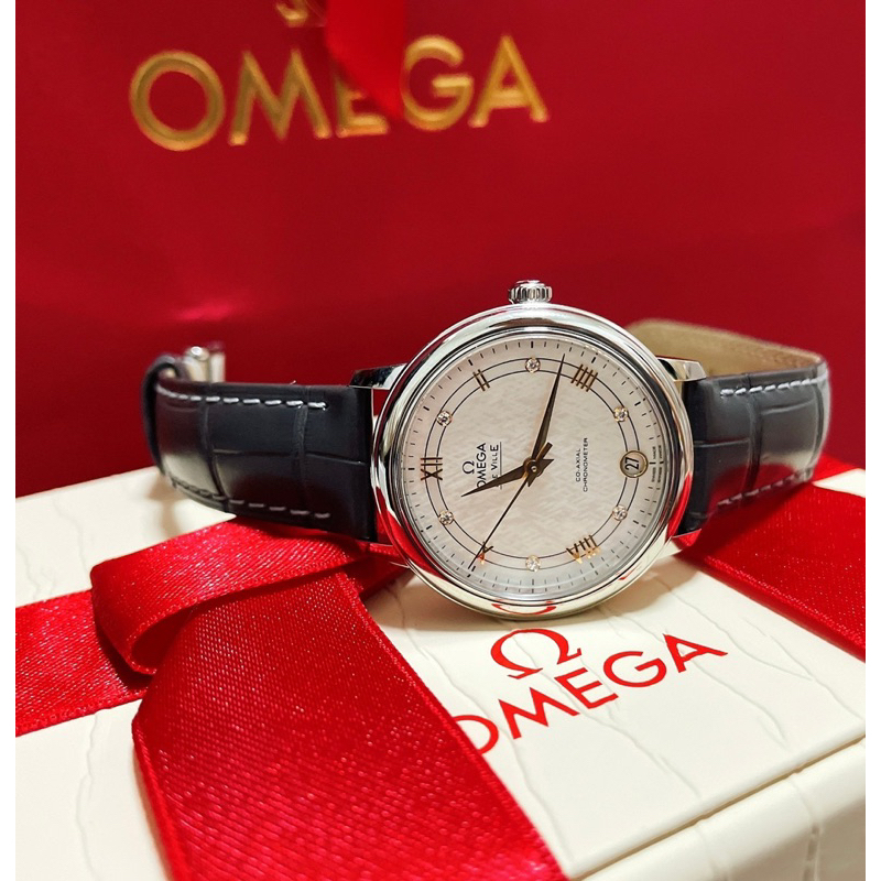 Omega 碟飛系列同軸擒縱32.7毫米天文台腕錶